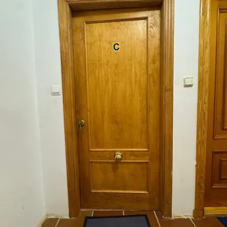 Duplex C Portio, Family And Pets